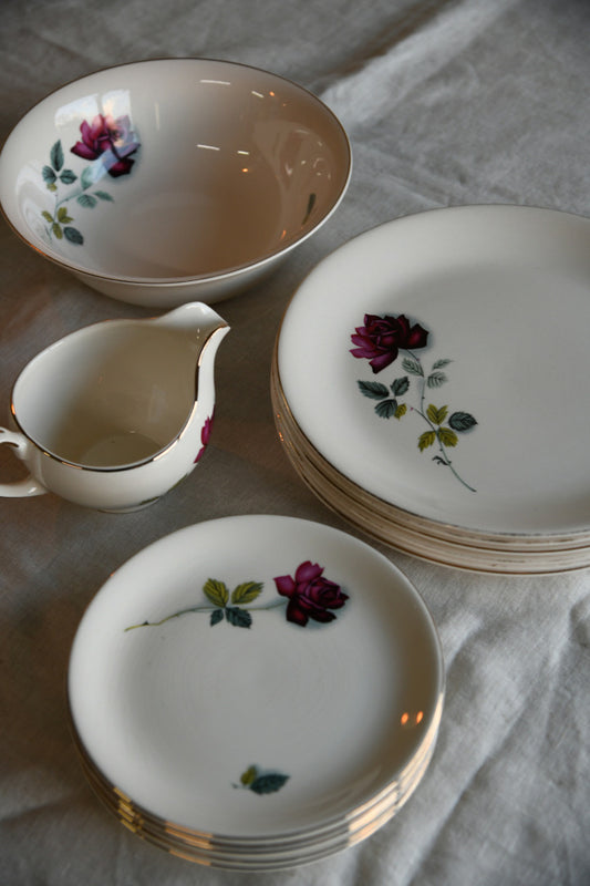 Alfred Meakin Realm Rose Part Dinner Set