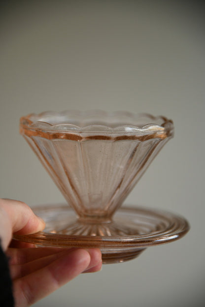 4 Vintage Pink Glass Dessert Bowls