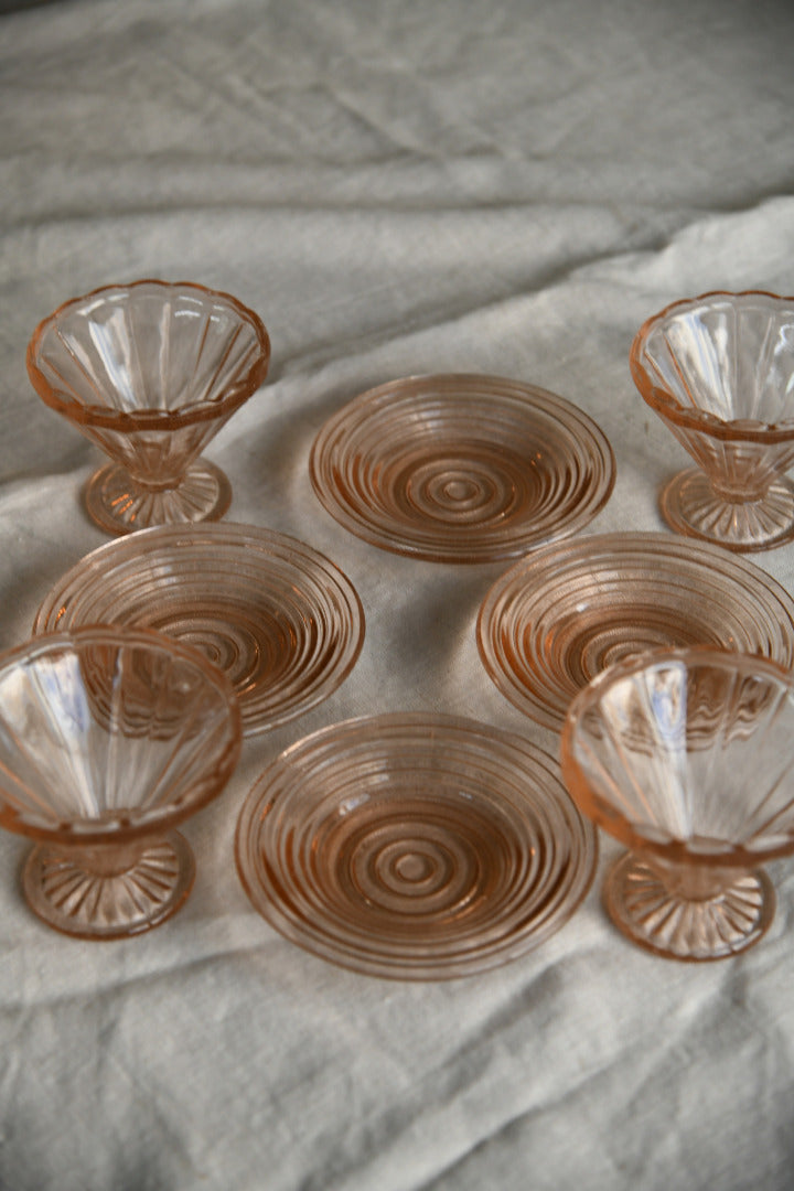 4 Vintage Pink Glass Dessert Bowls