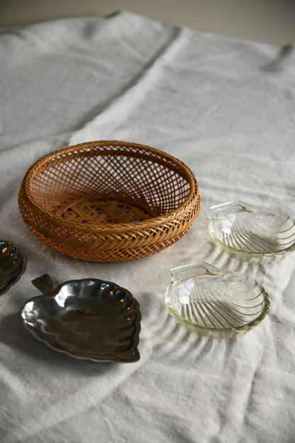 Basket & Serving Dishes