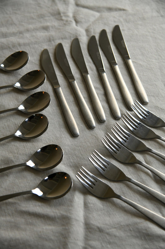 6 Place Setting Viners Cutlery