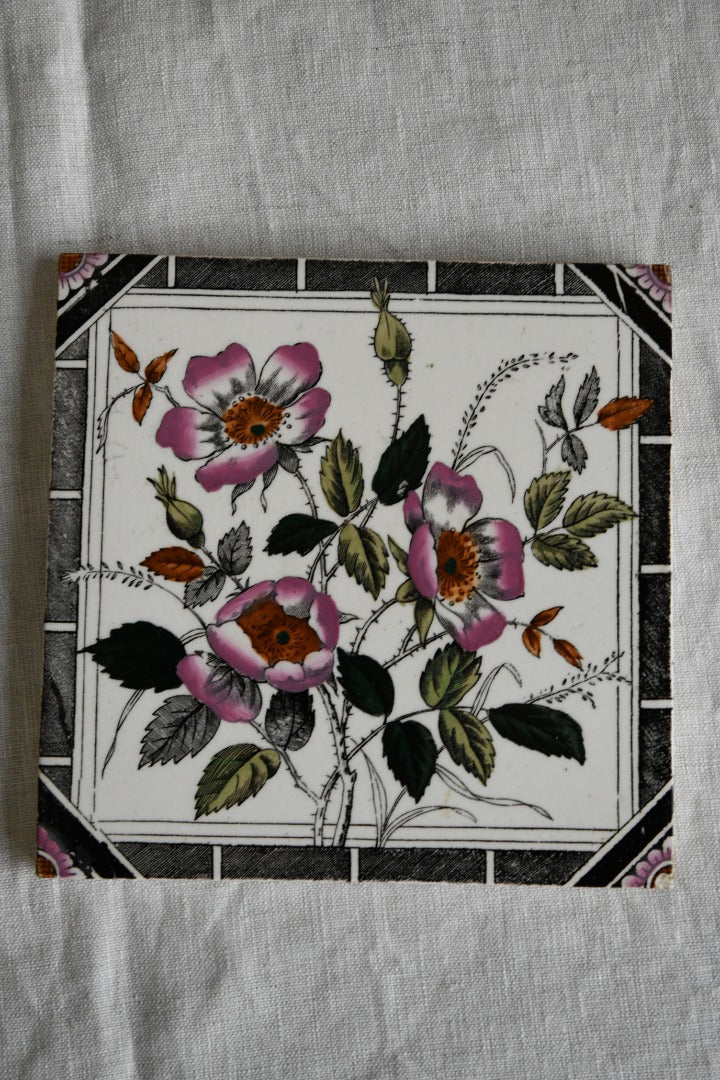 Victorian Floral Tile