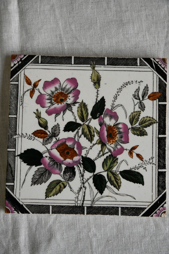 Victorian Floral Tile