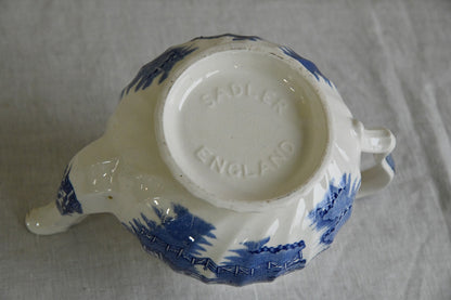 Vintage Sadler Willow Teapot