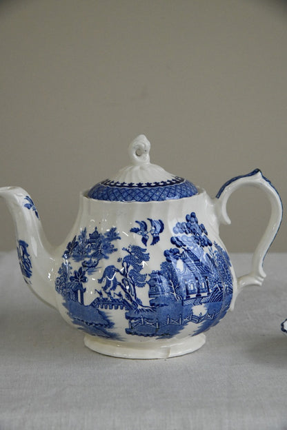 Vintage Sadler Willow Teapot