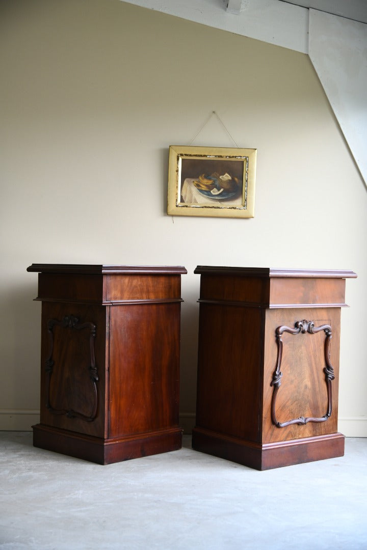 Pair Victorian Mahogany Pedestals