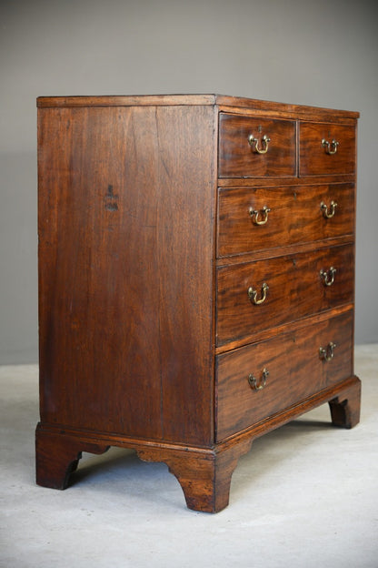 Georgian Mahogany Chest of Drawers