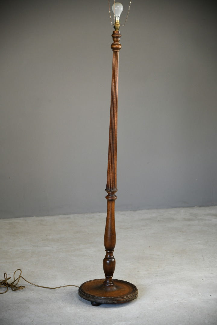 Traditional Style Standard Lamp