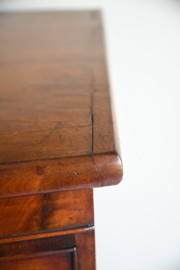 Victorian Bow Front Chest of Drawers