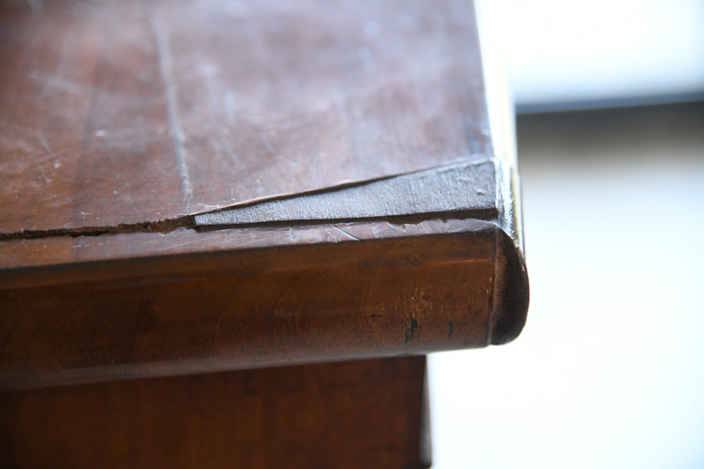 Victorian Bow Front Chest of Drawers