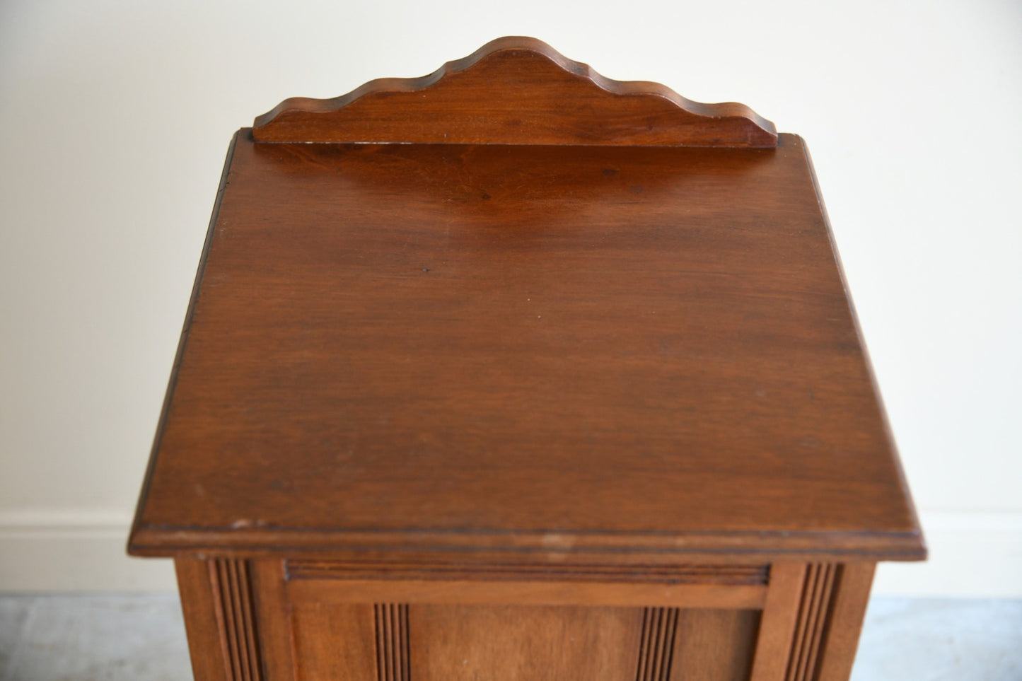 Edwardian Mahogany Pot Cupboard