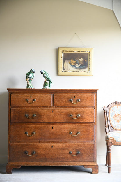 Georgian Oak Chest of Drawers