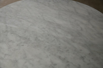 Tulip Style Marble Table