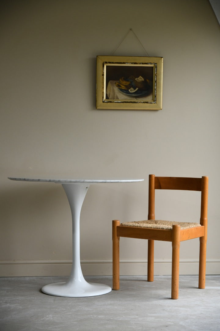 Tulip Style Marble Table