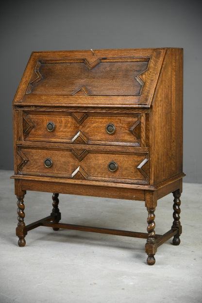 Early 20th Century Oak Bureau