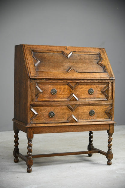 Early 20th Century Oak Bureau