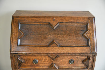 Early 20th Century Oak Bureau