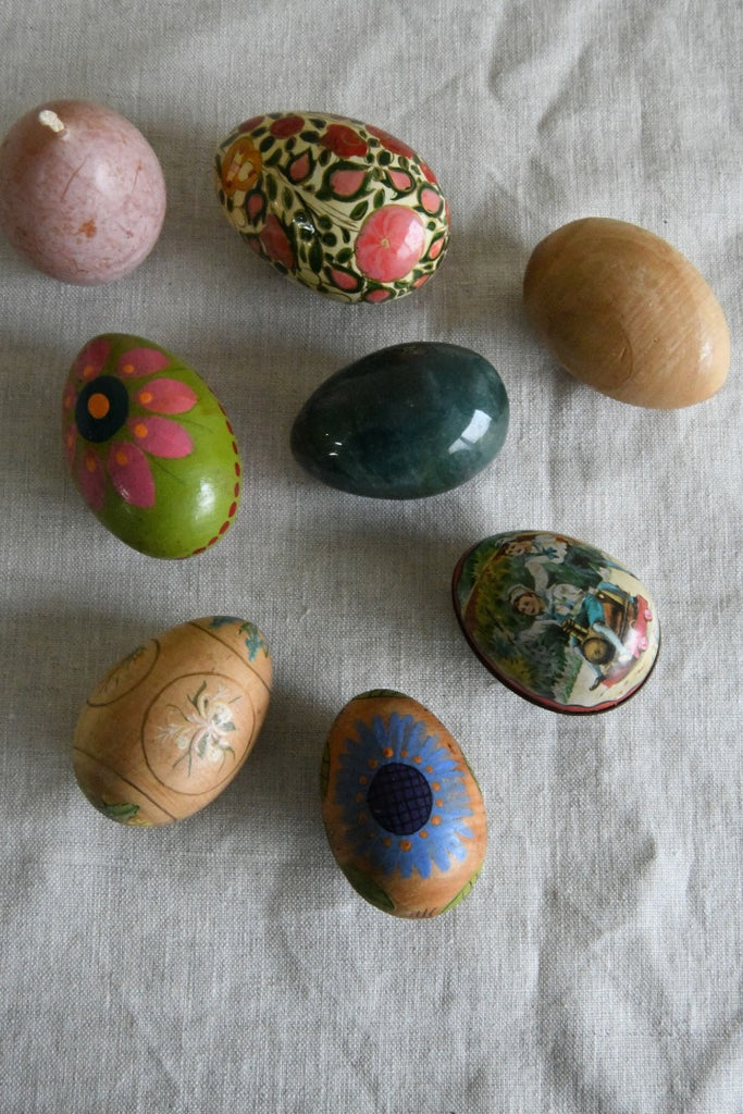 Collection Vintage Wooden Eggs