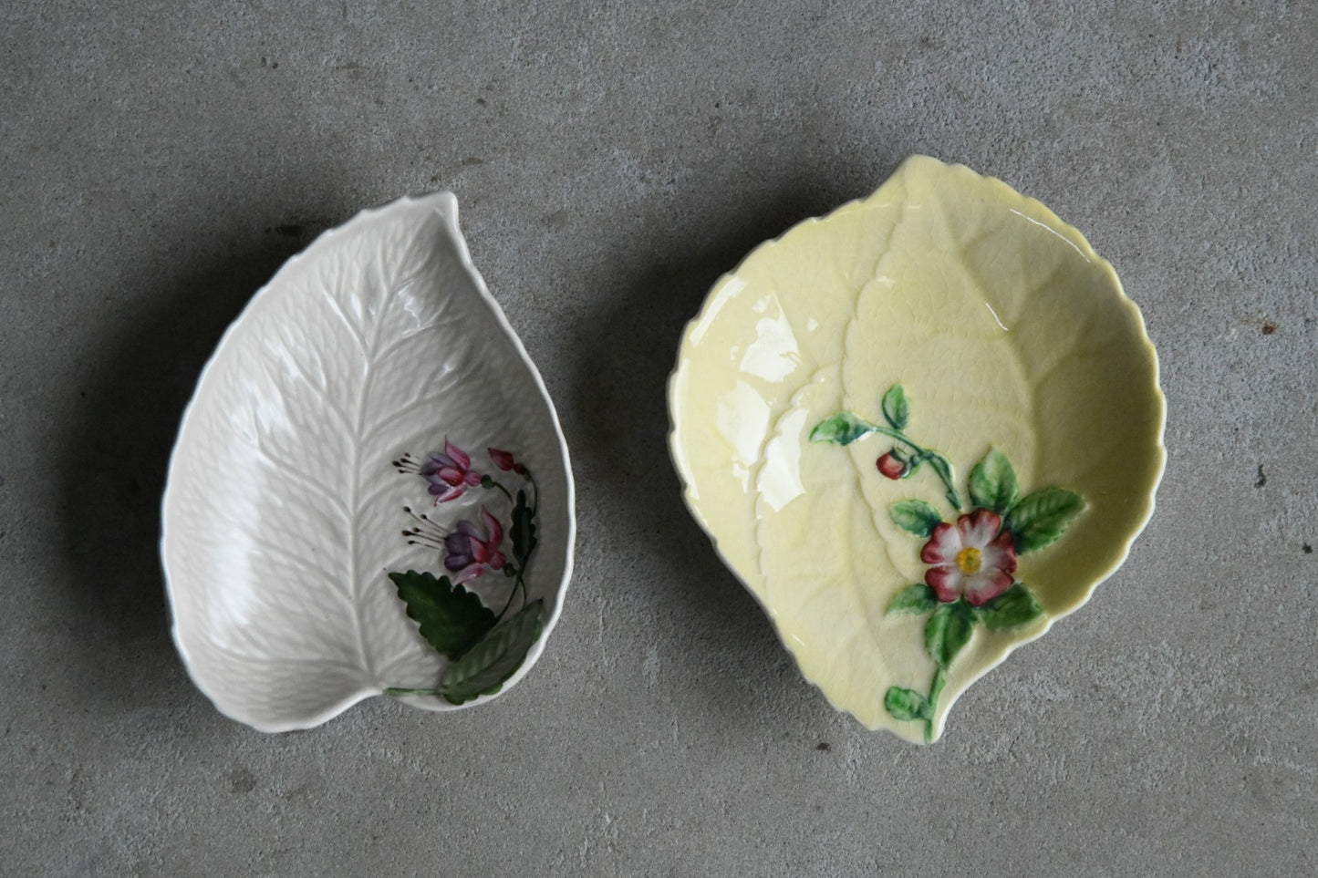 Carlton Ware & Crown Devon Small Leaf Dishes