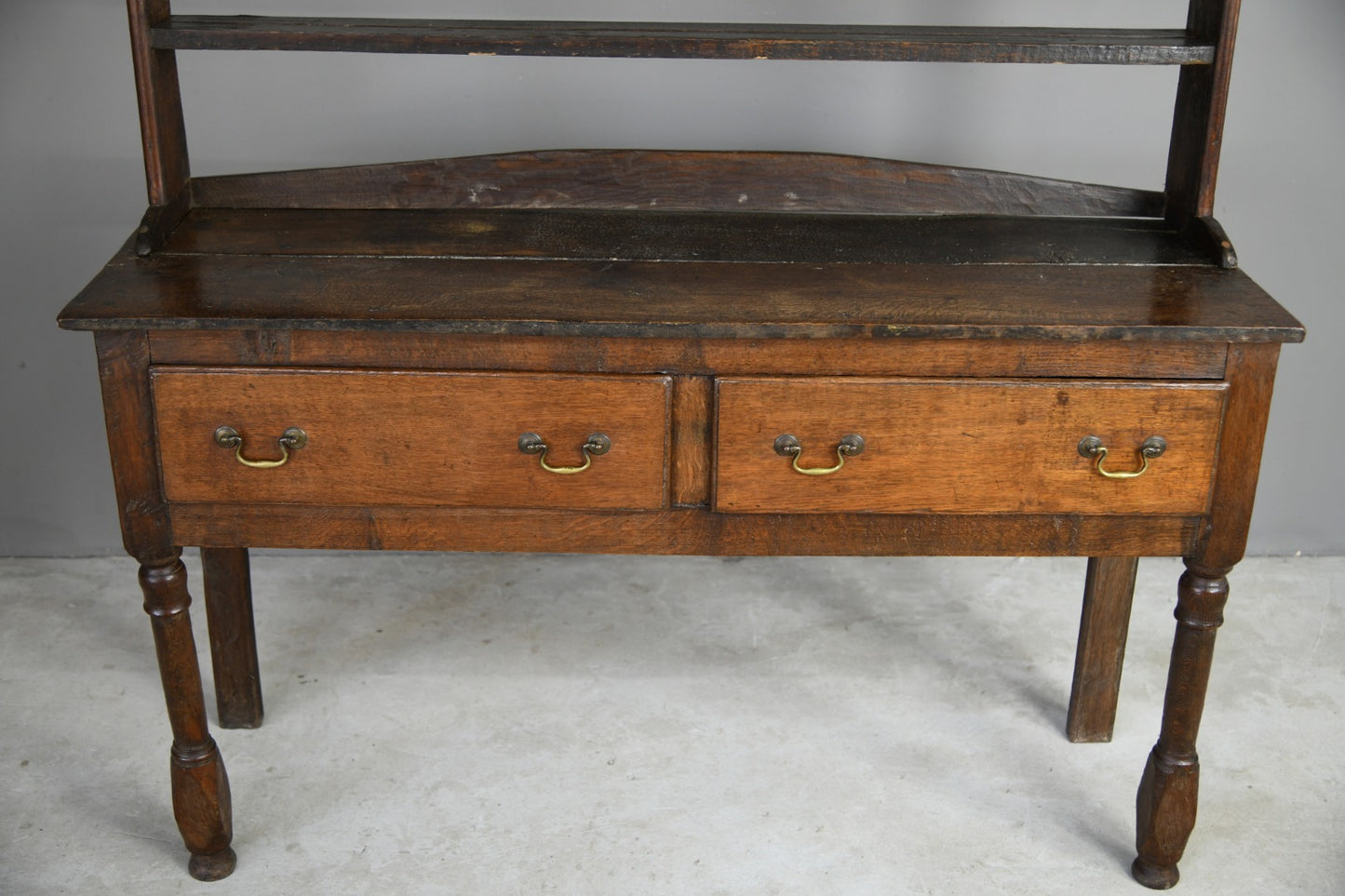 Rustic Georgian Oak Dresser