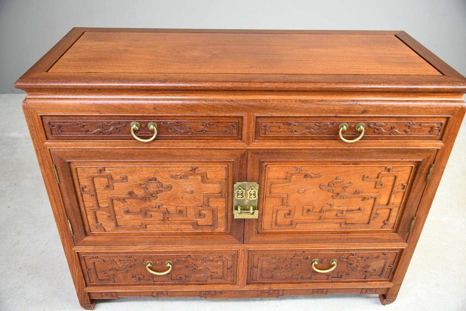 Chinese Rosewood Drinks Cabinet