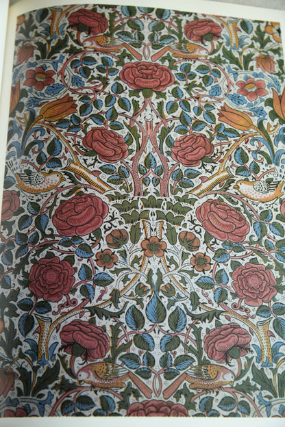 William Morris Designs & Patterns Norah Gillow