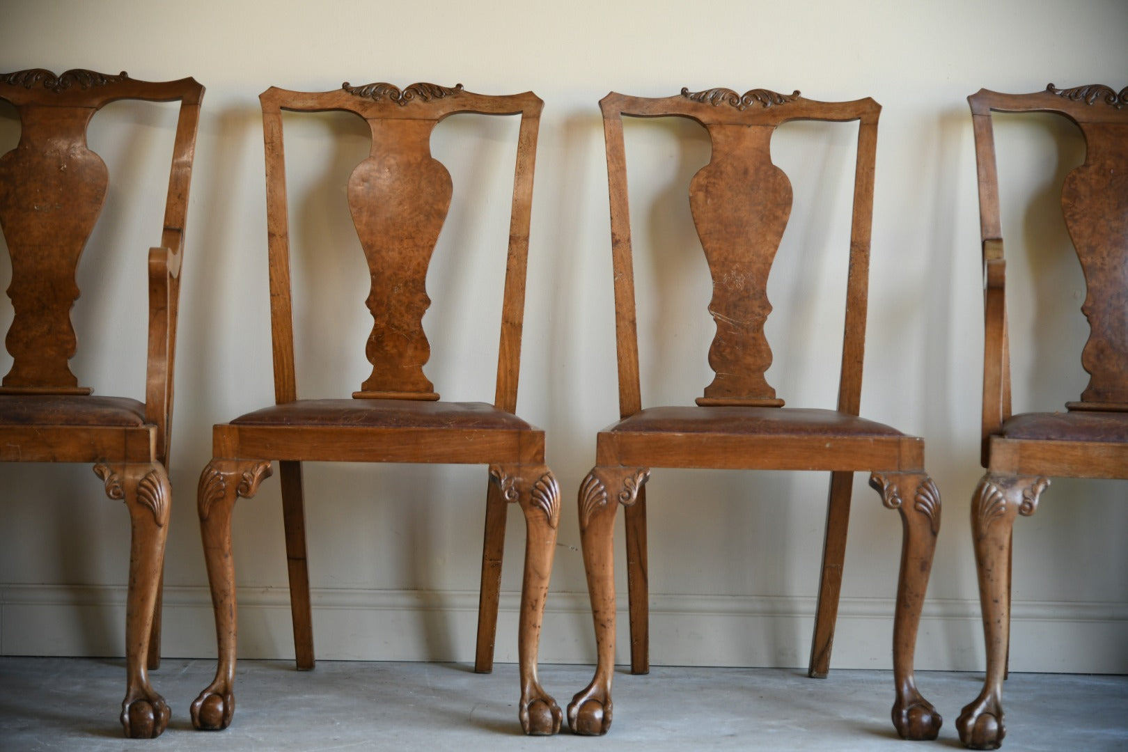 Set 6 Queen Anne Style Walnut Dining Chairs