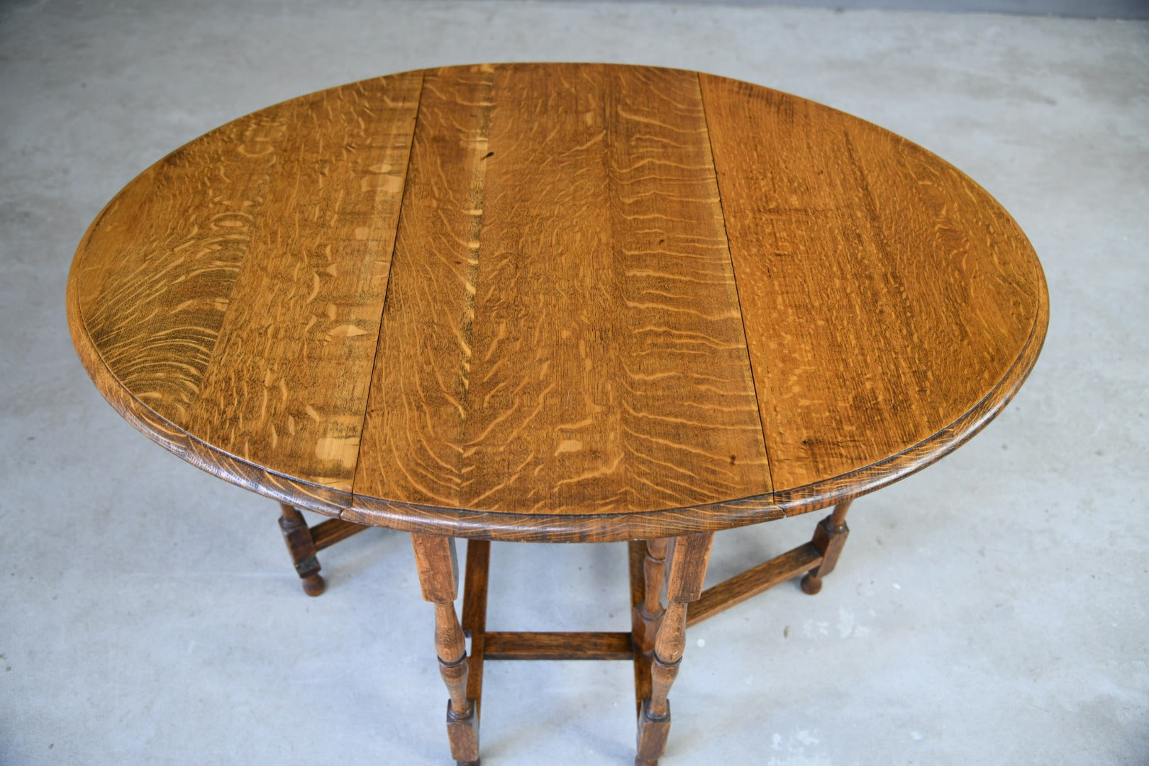 Oak Drop Leaf Table