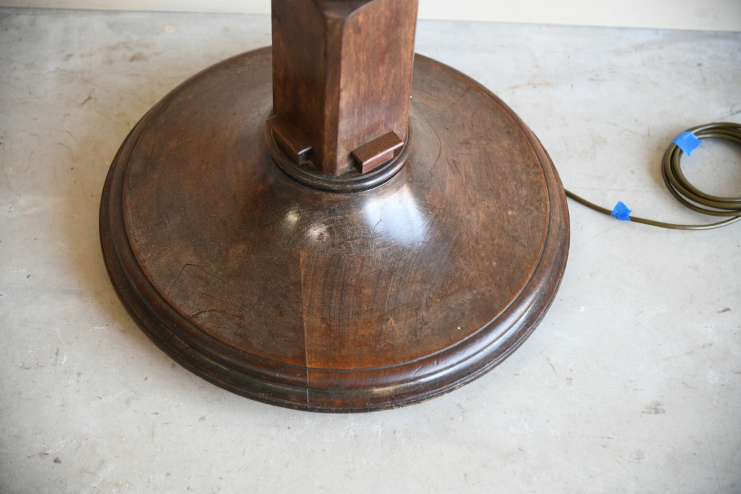 Mahogany Fluted Standard Lamp