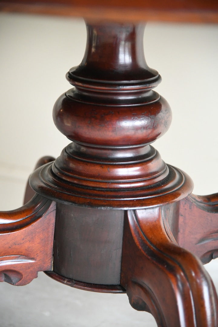 Victorian Oval Tilt Top Table