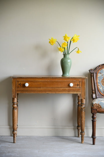 Grained Pine Occasional Table