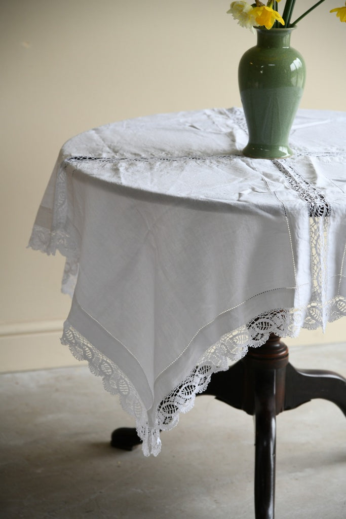 Good Quality Lace and Linen Tablecloth