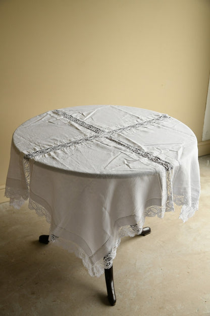 Good Quality Lace and Linen Tablecloth