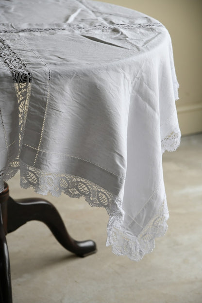 Good Quality Lace and Linen Tablecloth