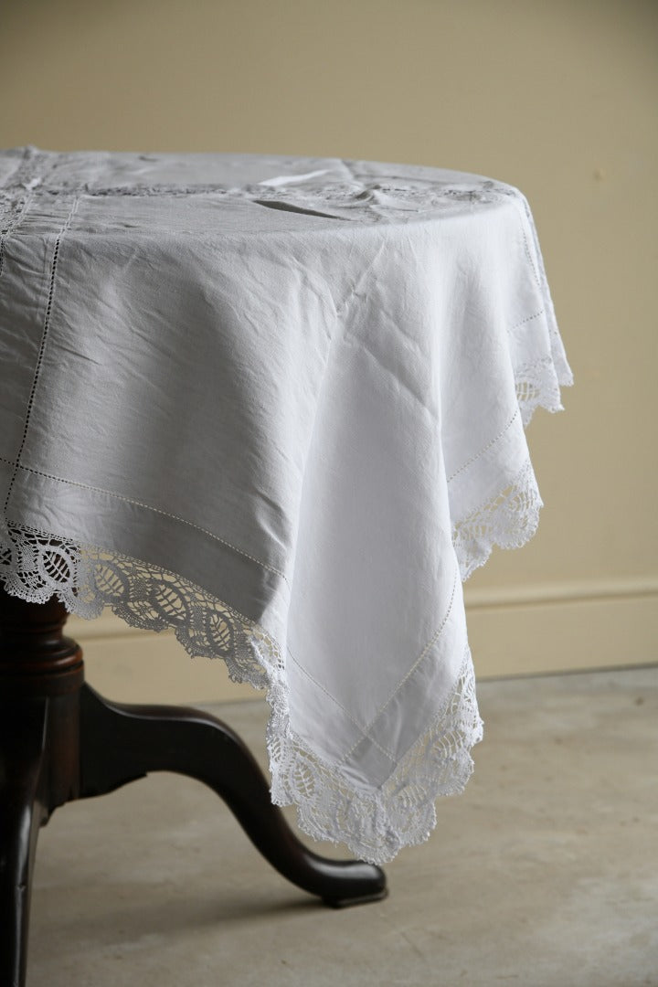 Good Quality Lace and Linen Tablecloth