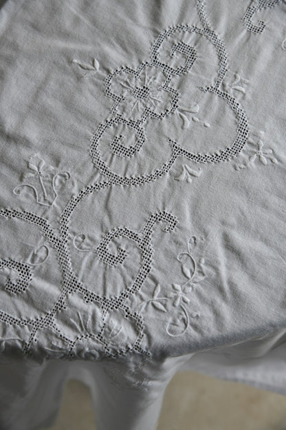 Vintage Embroidered White Cotton Rectangular Tablecloth