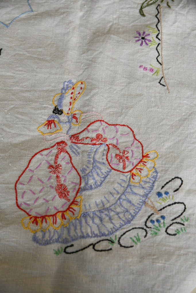 Crinoline Lady Small Tablecloth