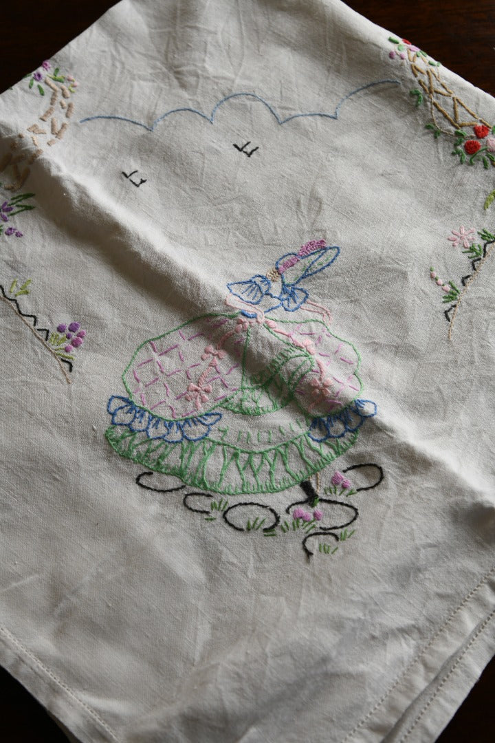 Crinoline Lady Small Tablecloth