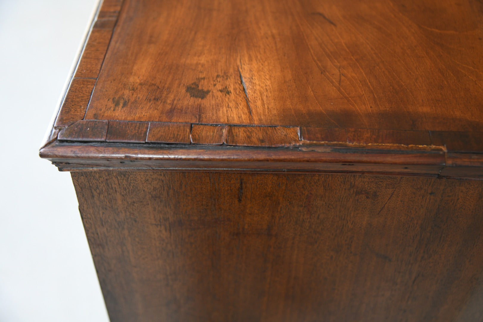 Georgian Mahogany Chest of Drawers