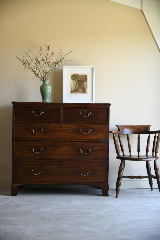 Georgian Mahogany Chest of Drawers