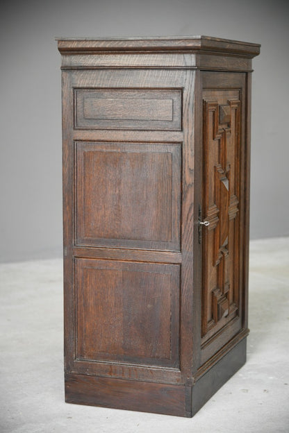 Continental Oak Cupboard