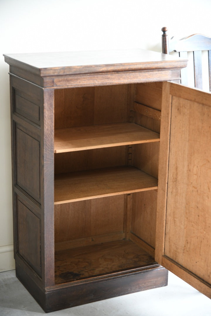 Continental Oak Cupboard