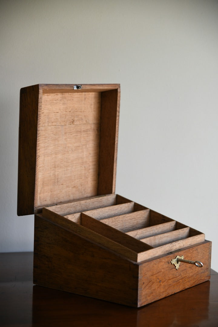 Early 20th Century Oak Stationary Box