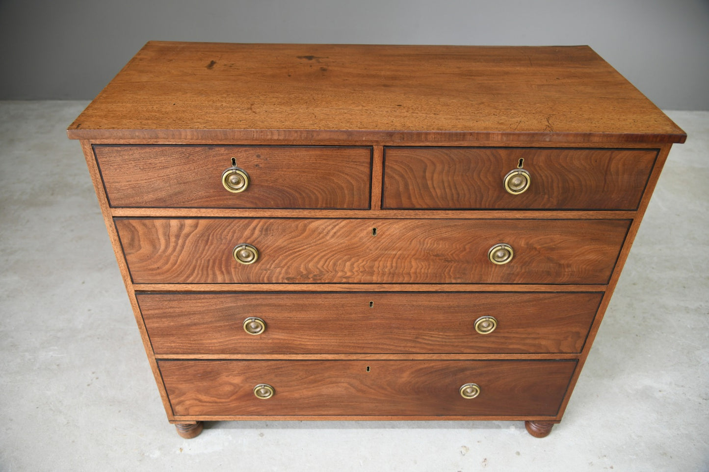 Antique Mahogany Chest of Drawers