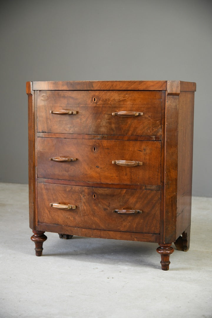 Continental Mahogany Chest of Drawers