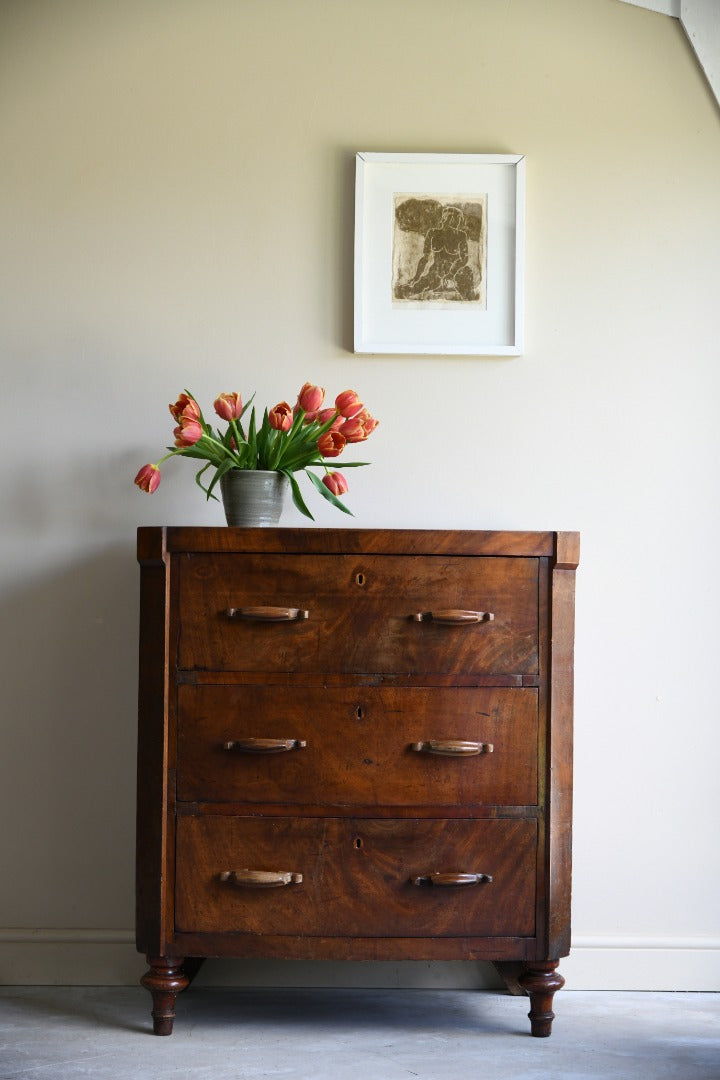 Continental Mahogany Chest of Drawers