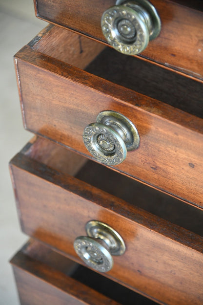 Georgian Chest of Drawers