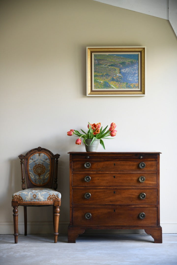 Georgian Chest of Drawers