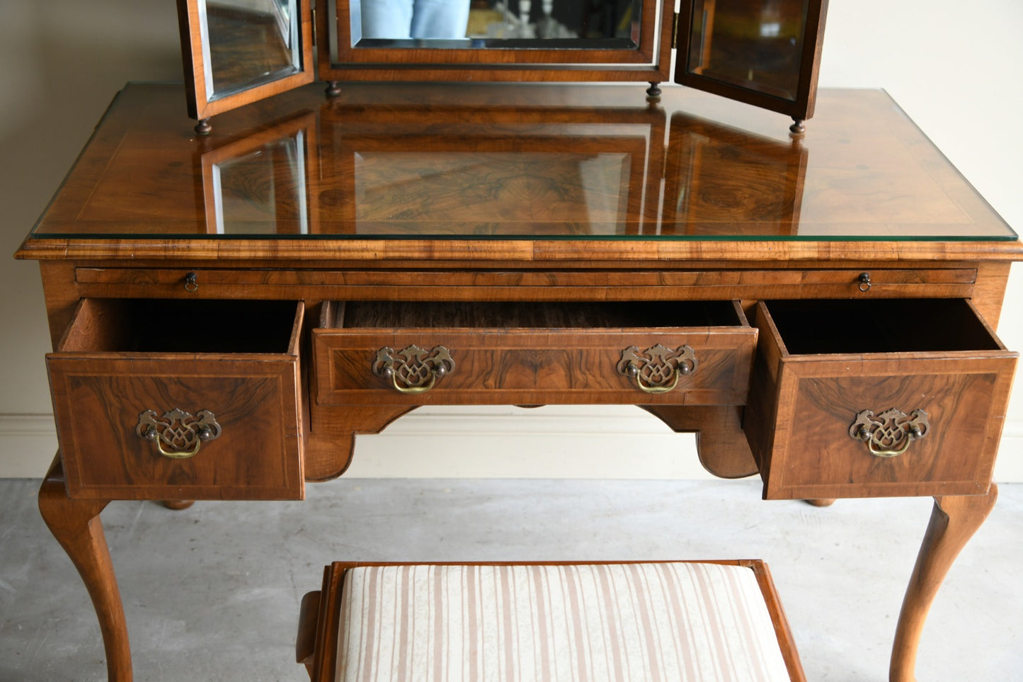 Walnut Queen Anne Style Dressing Table