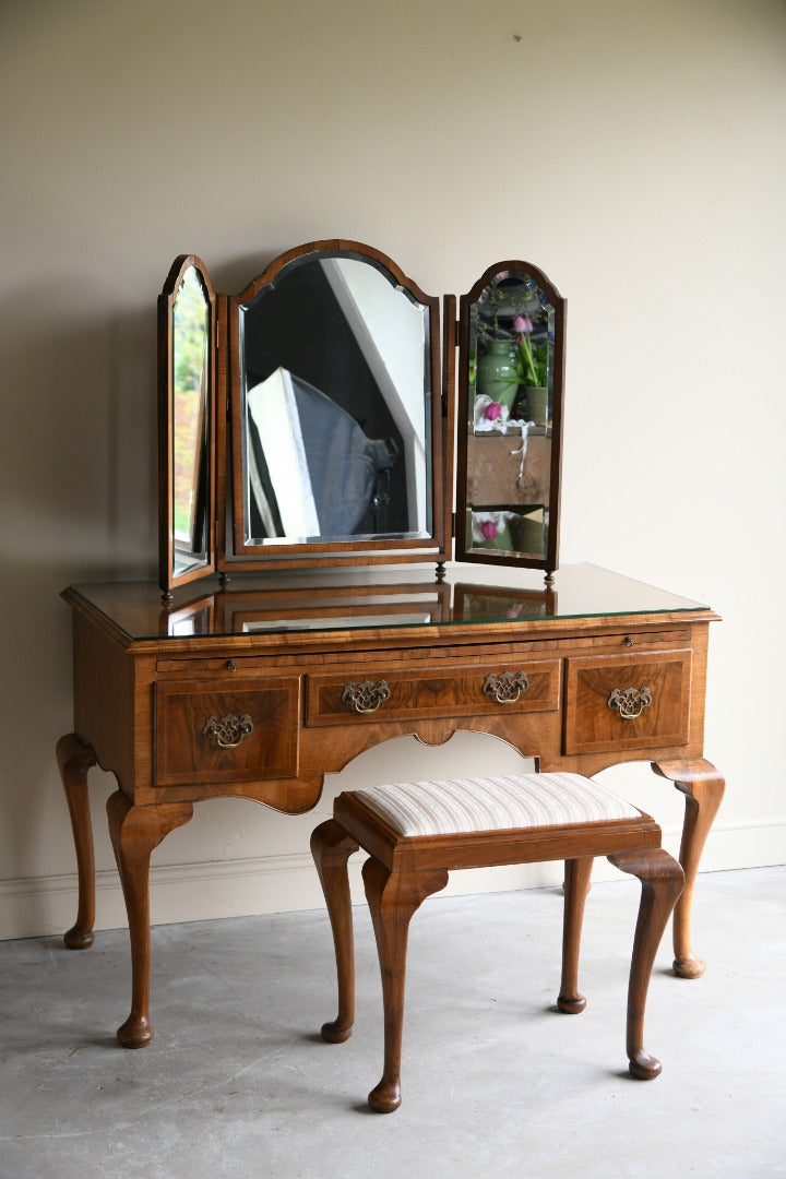 Walnut Queen Anne Style Dressing Table